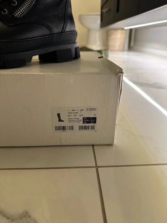 Aldo boots - Picture 2 of 3